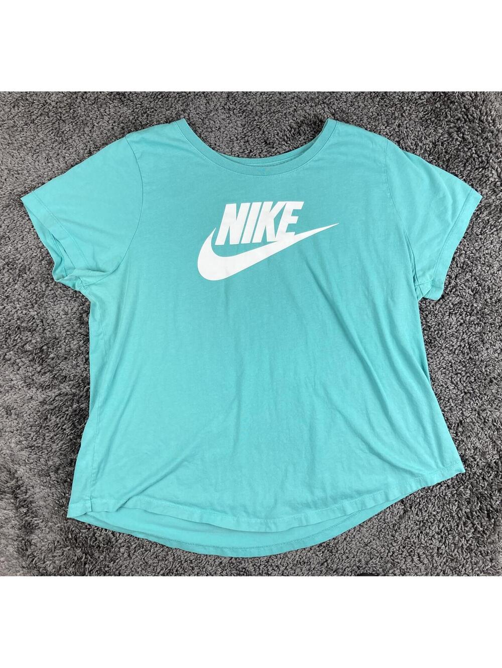 Nike Sportswear Essential Womens Teal Futura Logo T-Shirt Plus Size 1X